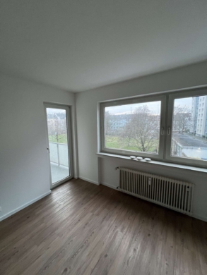 Moderne, helle 3-Zimmer Wohnung in Köln Kalk, 51105 Köln, Etagenwohnung