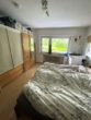 Schlafzimmer - Familienfreundliche 3-Zimmerwohnung mit Balkon und Garage in zentraler Lage