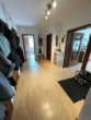 Flur - Familienfreundliche 3-Zimmerwohnung mit Balkon und Garage in zentraler Lage