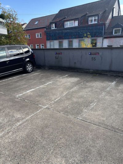 Vier attraktive Außenstellplätze auf dem Parkdeck in der Schlossstraße, 51429 Bergisch Gladbach, Sonstige