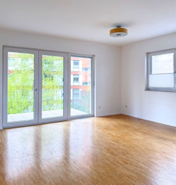 Helle 4-Zimmer-Wohnung mit 29 m² umlaufendem Balkon & TG-Stellplatz in Köln-Bayenthal, 50968 Köln, Etagenwohnung
