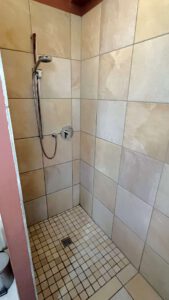 Dusche EG