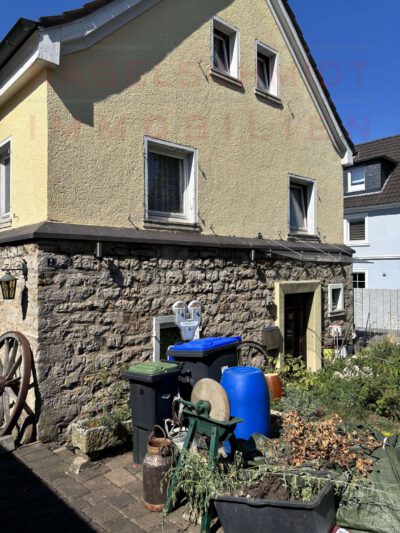 Charmantes Reihenendhaus sucht Handwerker, 51465 Bergisch Gladbach, Reihenendhaus